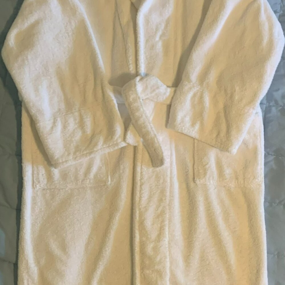 Indulge in Luxury: Frette Shawl Collar Bathrobe - white X/XL